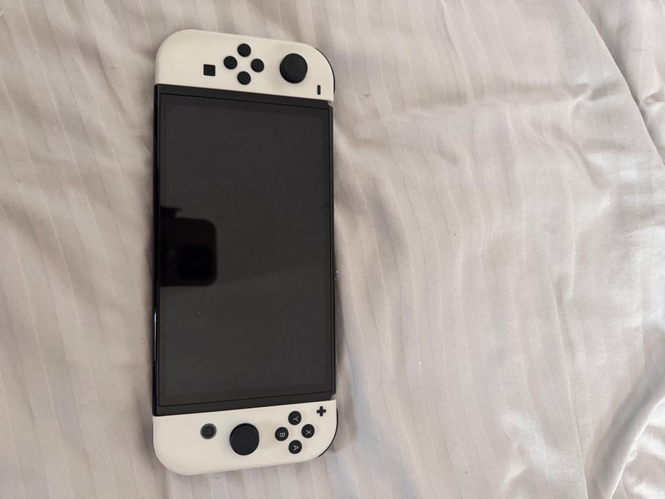 Nintedo Switch O-led