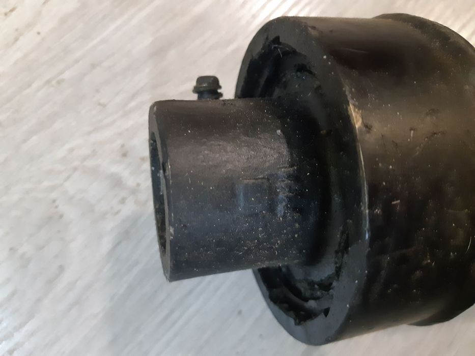 Продам Шарнир карданный двойной 9491913