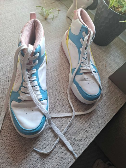 Obuwie sportowe dziewczęce