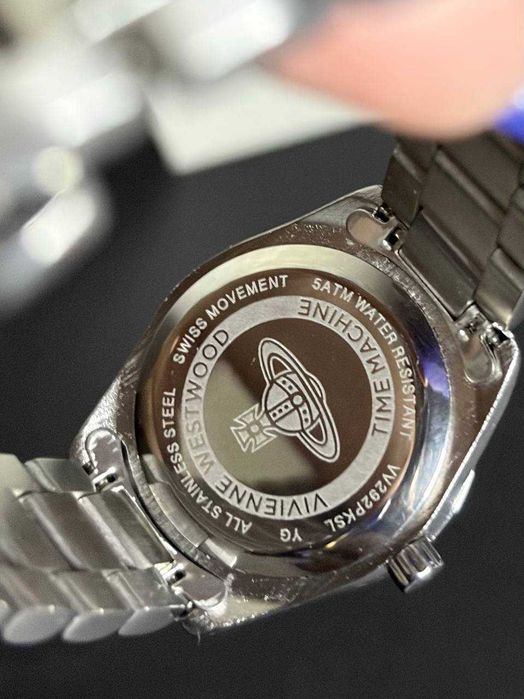 Годинник Vivienne Westwood | Часы Вивьен Вествуд | Нові