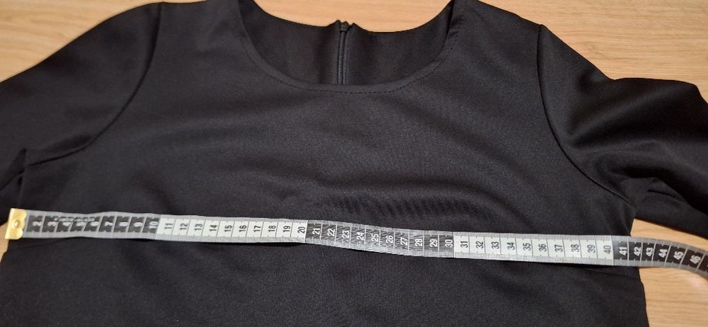 Mała czarna sukienka