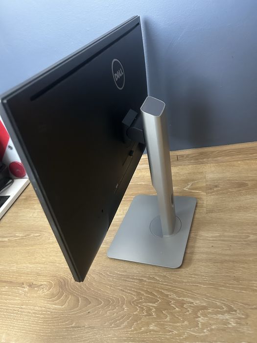 Monitor DELL  24’’ model U2415b regulowany stojak