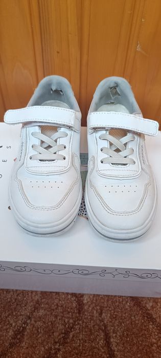 Легенькі макасіни