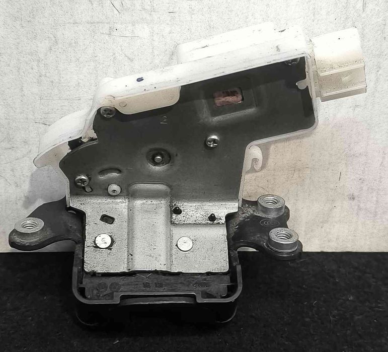 Fechadura / Fecho da Mala NISSAN QASHQAI I (J10, NJ10) ano 2014