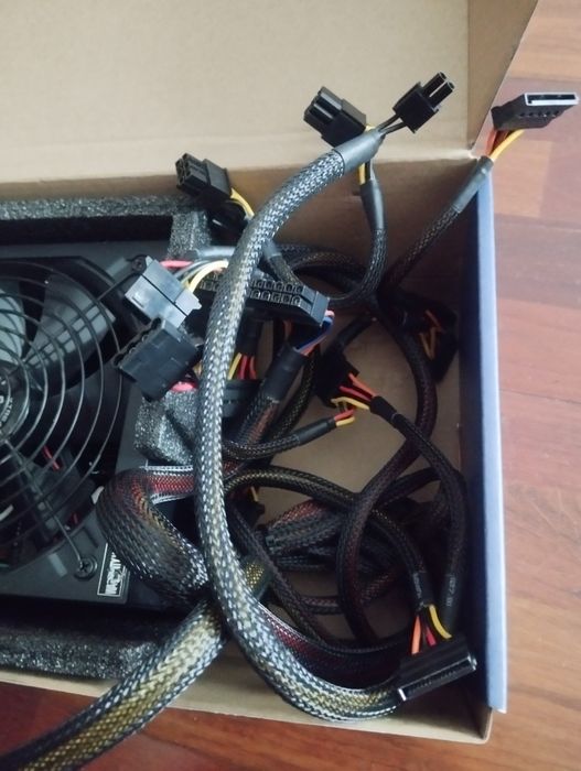 TooQ TQEP-500SP - Fonte de alimentação Ecopower IIde700WcomPFC passivo