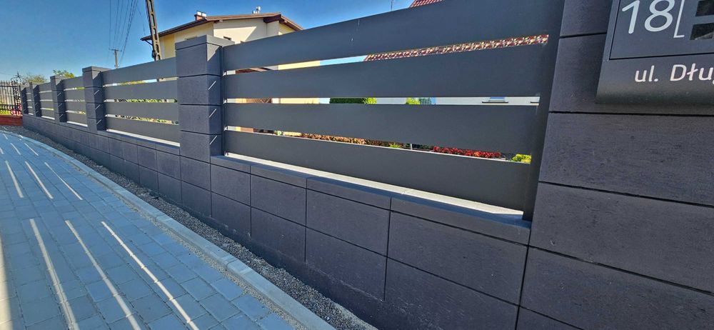 Słup aluminiowy do ogrodzeń 100x100x3x2500 + lakier proszkowy - słupek