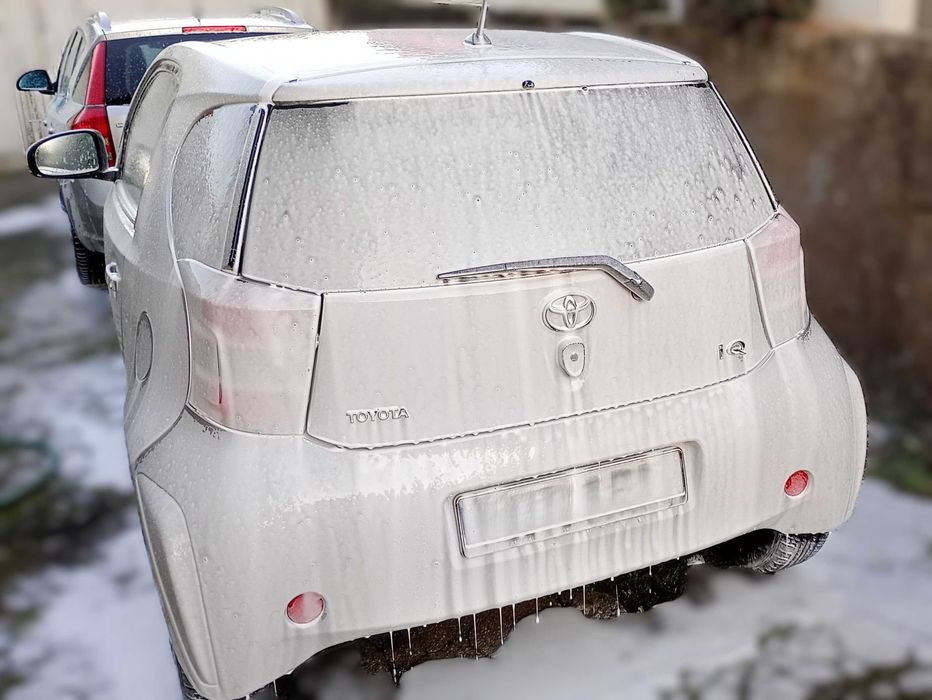 TOYOTA IQ vvTi 4 Lugares super económico