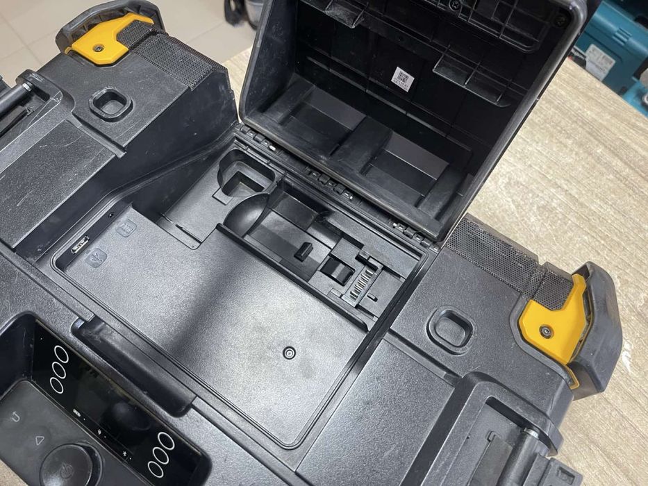 DeWALT DWST1-81078 TSTAK / Будівельне радіо та акустична система Девольт