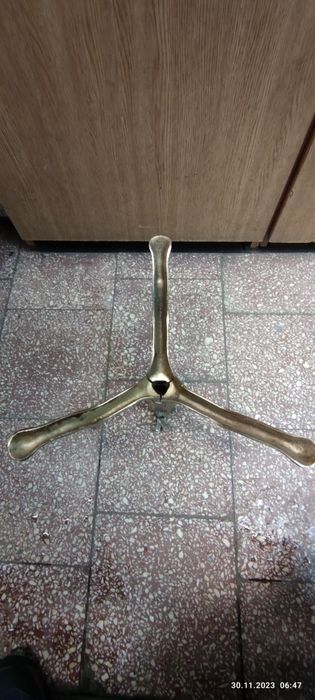 Sprzedam piękny stojak na choinkę