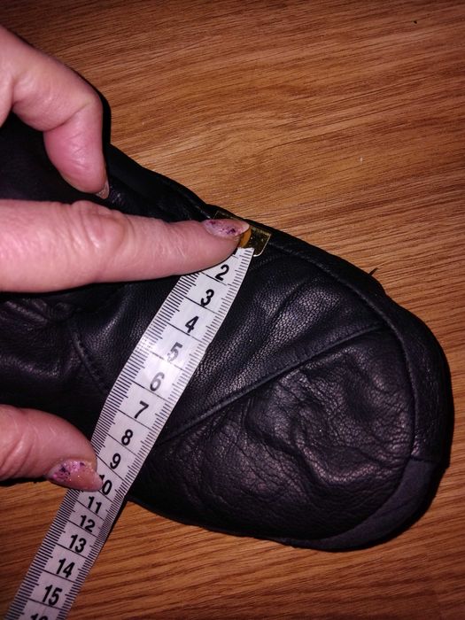 Перчатки лыжные с кожаной вставкой черные