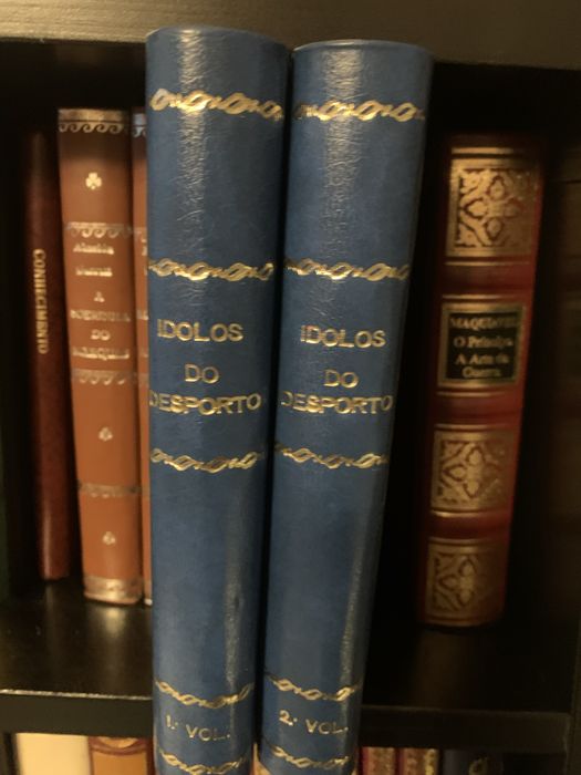 Livros de futebol únicos encadernação ouro