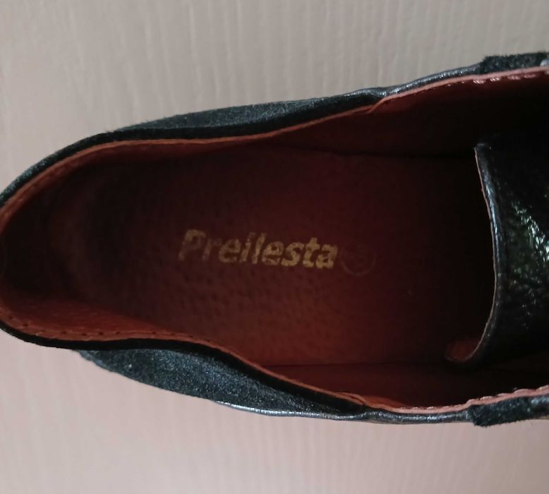 Туфли, мокасины, кеды женские кожаные.