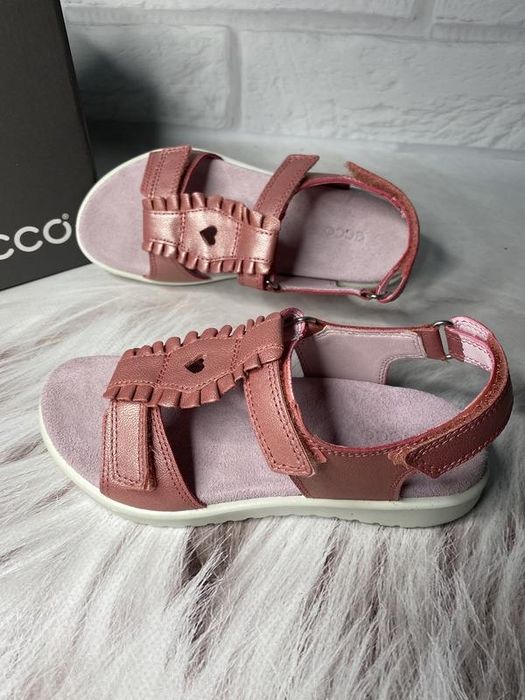 Босоніжки босоножки сандалі сандали Ecco Flora 31 розмір 20см