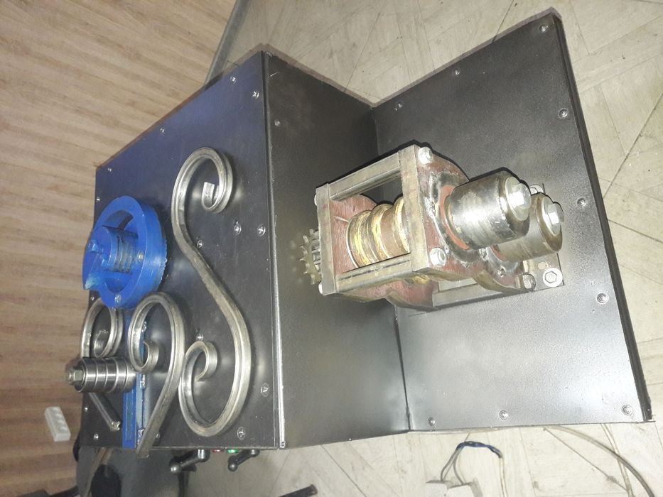 Станок для холодной ковки горизонтальная улитка