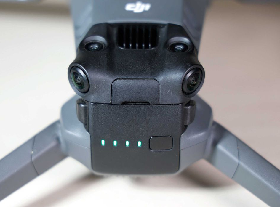 dron DJI MAVIC 3