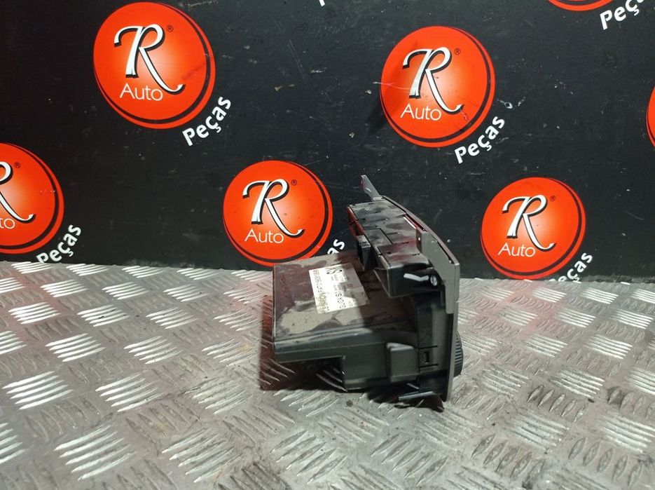 Botão 4 Piscas Alfa Romeo 147 (937_)