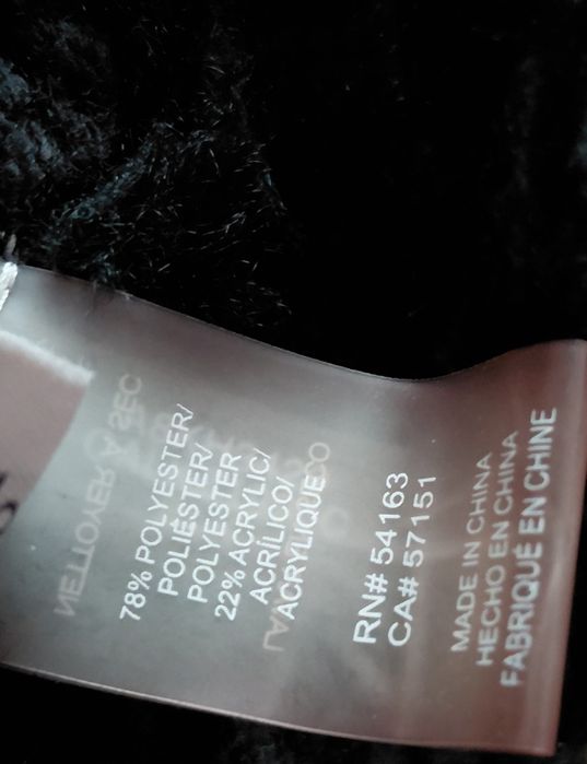 Calvin Klein czapka damska /czarne futerko