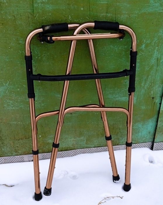 Ходунки складные