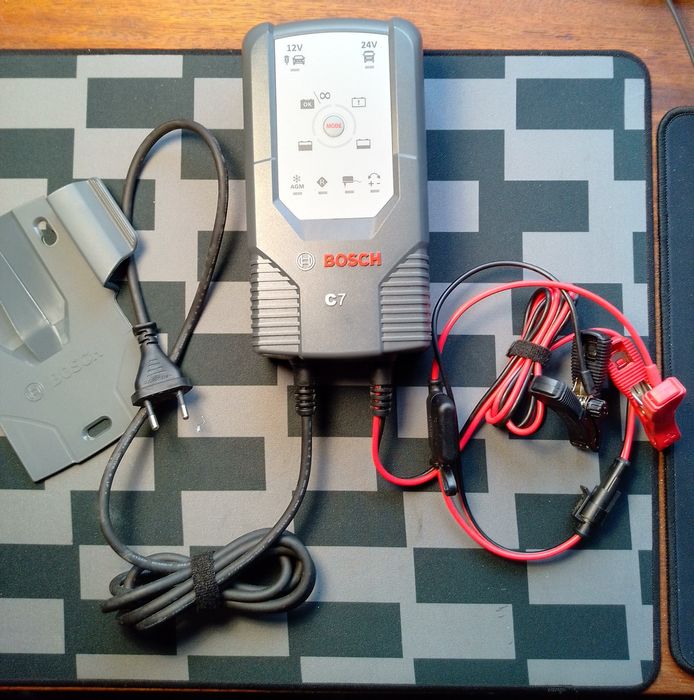 Carregador Baterias Bosch C7