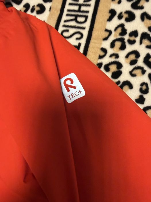 Курточка reima красная