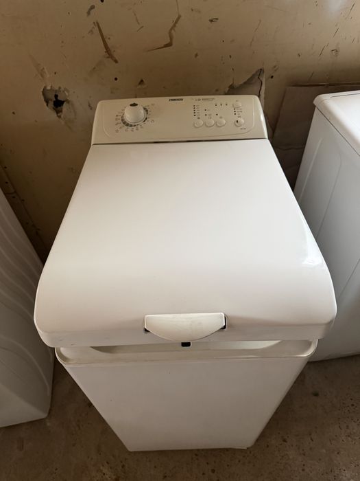 Продам пральну машину Zanussi