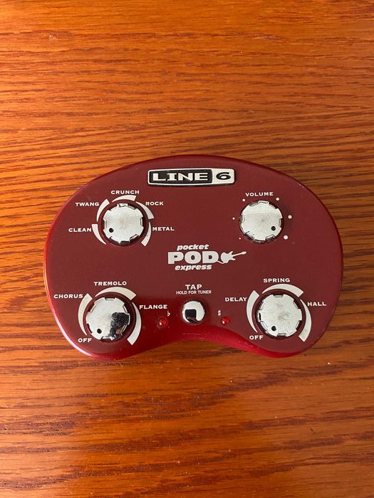 Line 6 Pocket POD Express — Processador portátil para guitarra