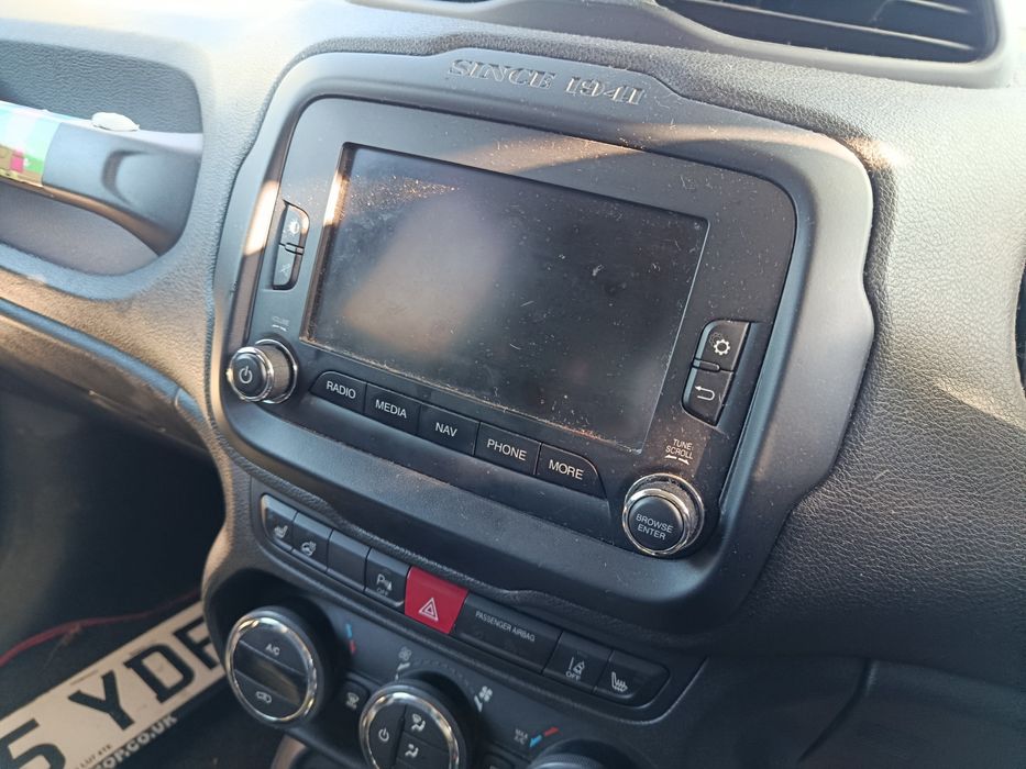 Jeep Renegade Radio Nawigacja Fabryczne