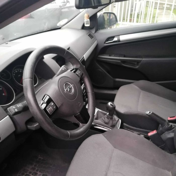 Opel Astra 1.7 GTC