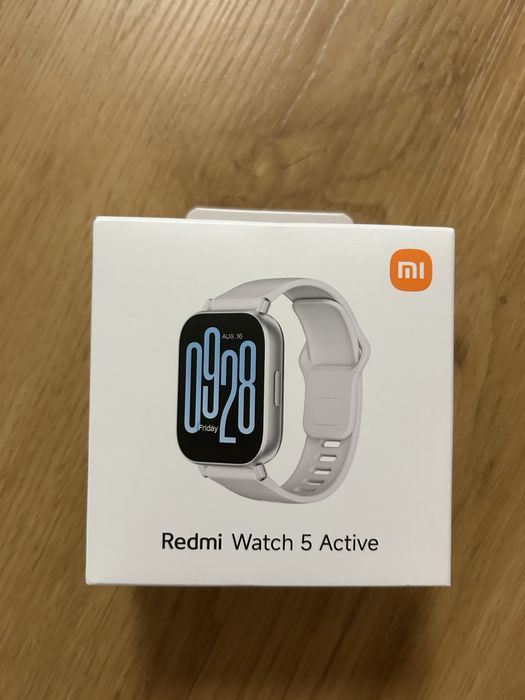 Smartwatch Xiaomi Redmi Watch 5 Active (Prateado) – Novo / Selado
