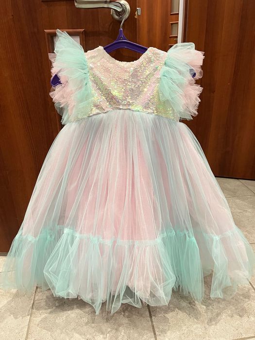 Нарядна сукня, платье, святкова, на випускний, на випускной