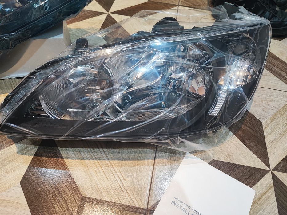 Foral/óticas Honda civic es5. ima 2005