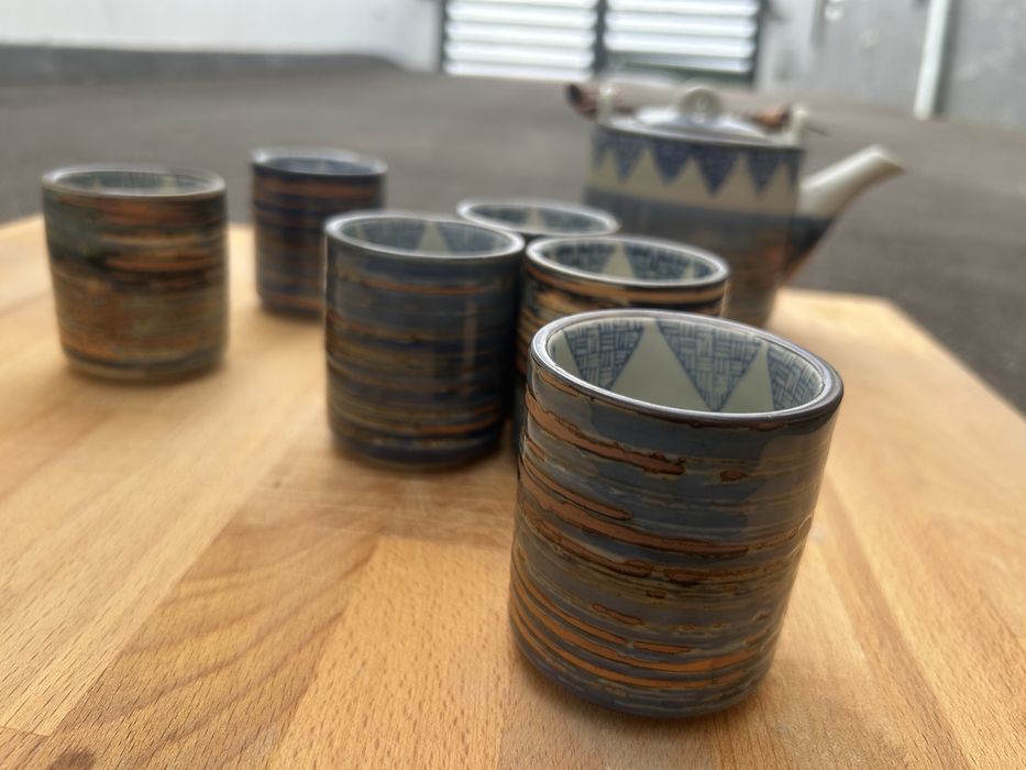 Tea Set.428572343220326404