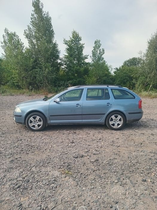 Шкода октавія а5 універсал 1.6 mpi