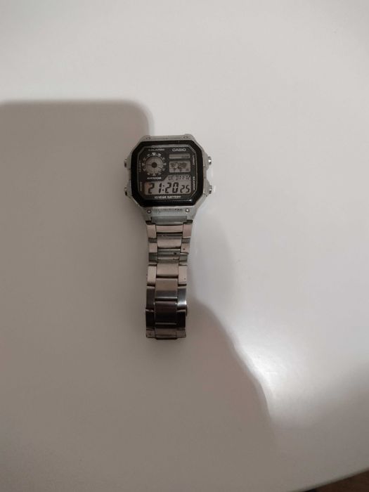 Zegarek Casio w bardzo dobrym stanie