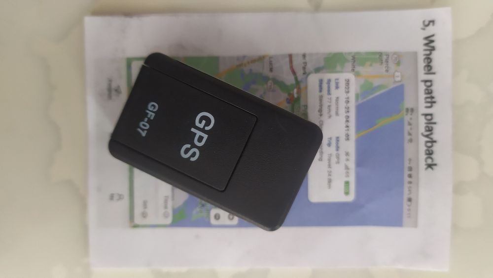 Трекер GSM/GPS Mini із вбудованими магнітами для кріплення Чорний