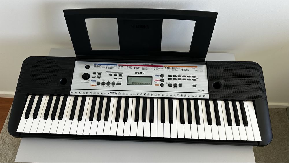Piano Yamaha YPT - 260