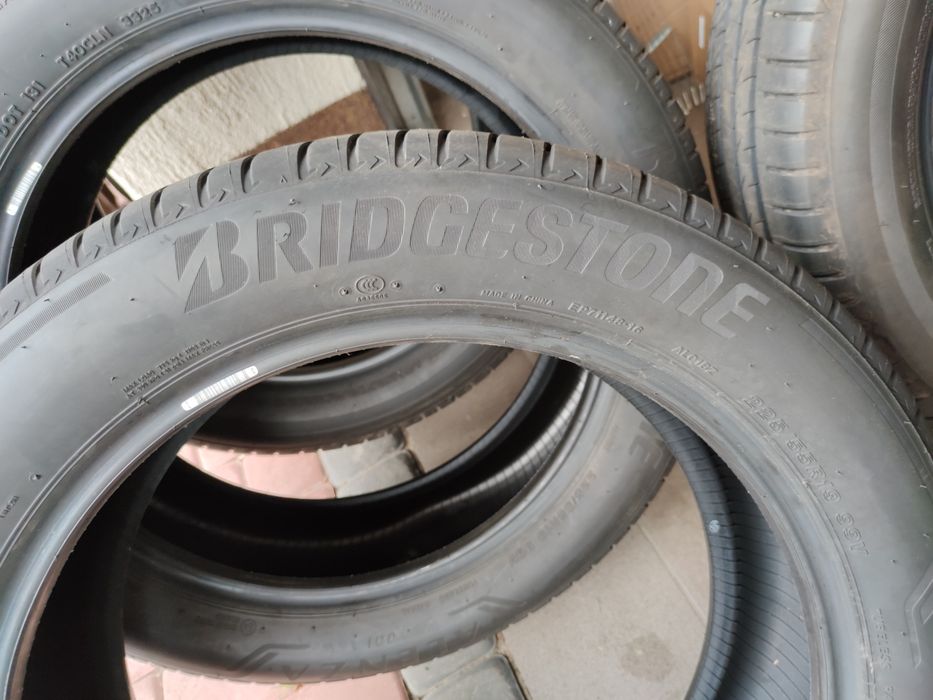 Opony letnie Bridgestone 225 55 r19 nowe
