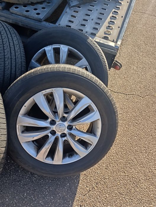 Диски в зборі KIA Sorento 5/114.3/r18/цо67.1/Santa fe/Mazda/235.60.18-6mm.