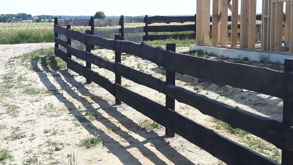 Płot ranczo, płot drewniany, ogrodzenie drewniane