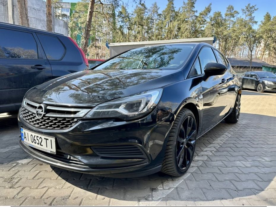 Продам Opel Astra K 2017р