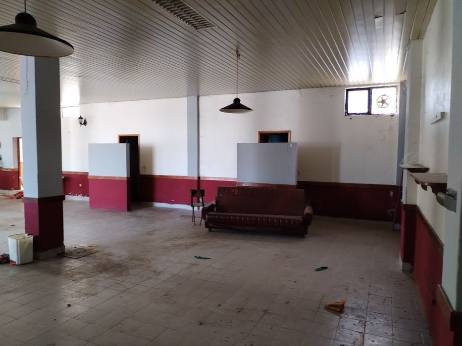 Espaço Loja 200 m2 Bairro do Sardão
