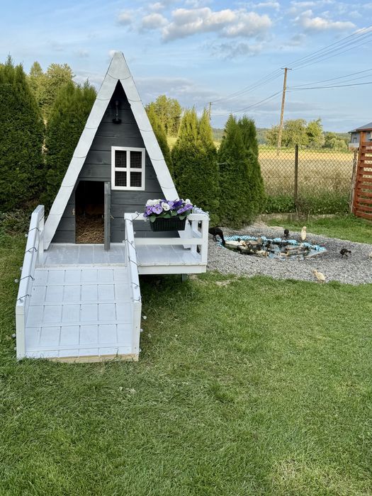 Drewniany domek premium dla kaczek i kur KACZNIK KURNIK