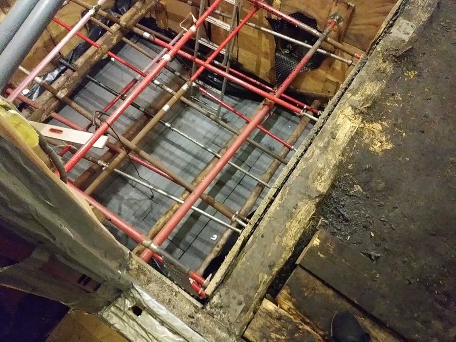 Stemple podpory budowlane