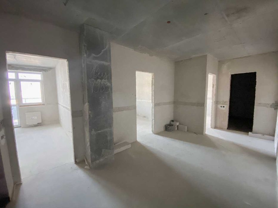 Продаж 3к квартири з терасою, Білоруська, 110м2, центр