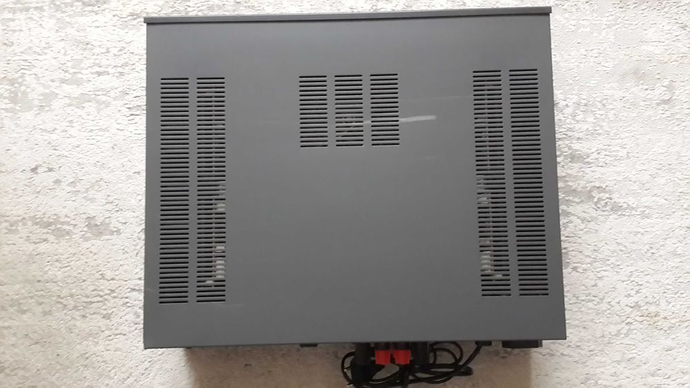 Підсилювач NAD C-370 , NAD C-372