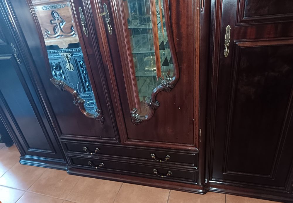 Roupeiro guarda fatos 4 portas