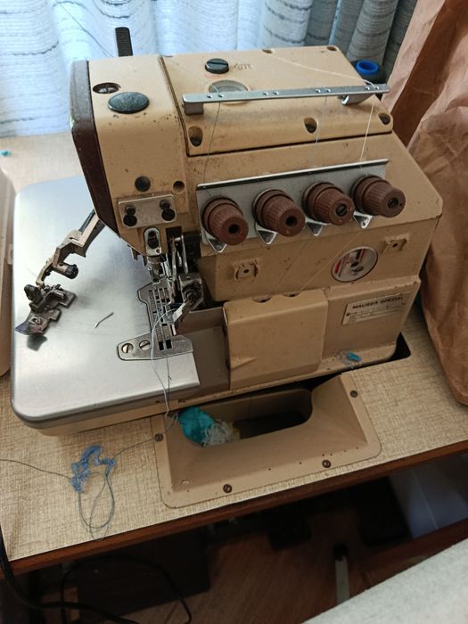 Mauser máquina corte e cose semi industrial