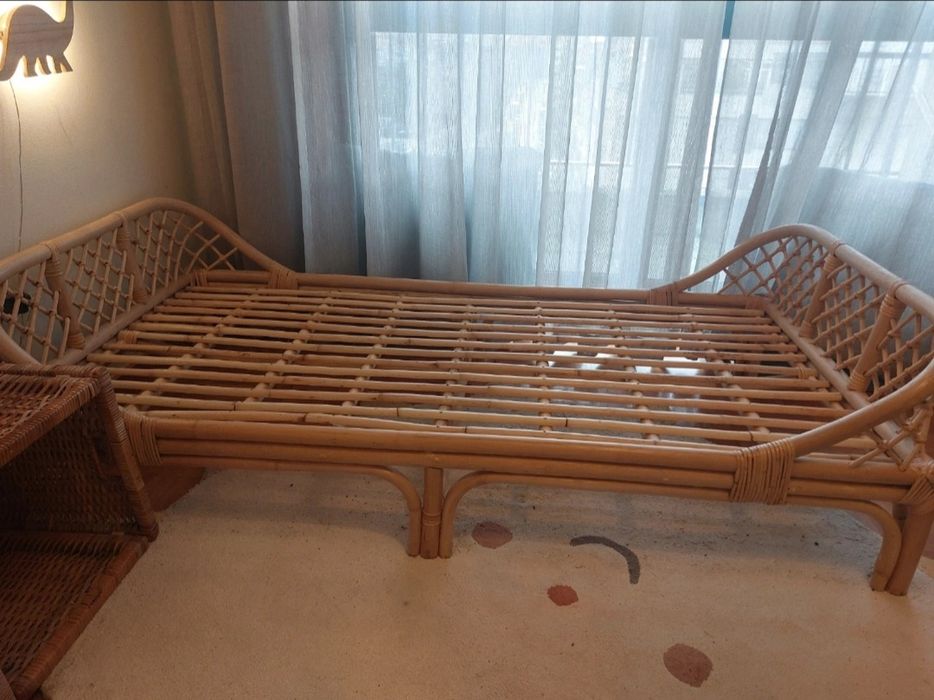 Camas rattan La Redoute