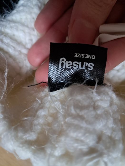 Czapka Sinsay kremowa