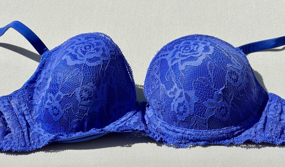 Niebieski biustonosz balkonetka Intimissimi 80 C